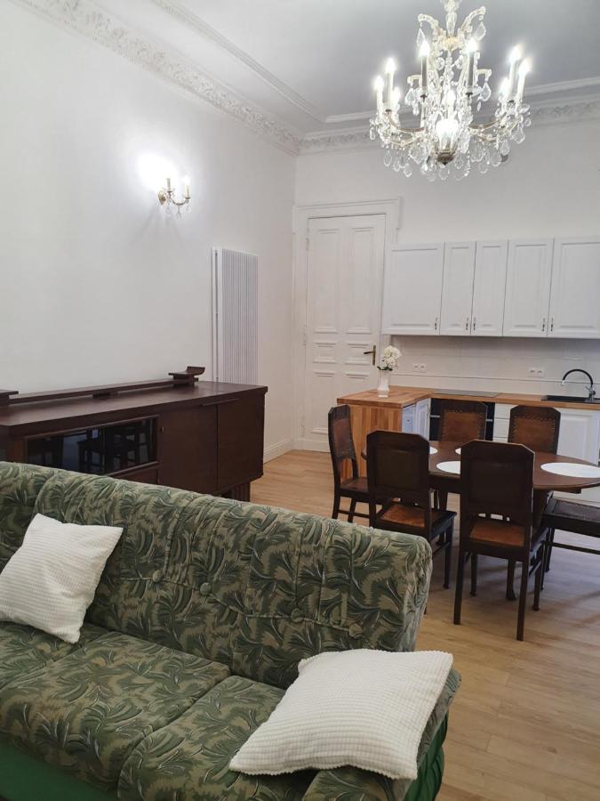 Prestige Aparthotel Piotrkowska 82 - Wyjatkowy Widok Na Deptak Лодзь Екстер'єр фото