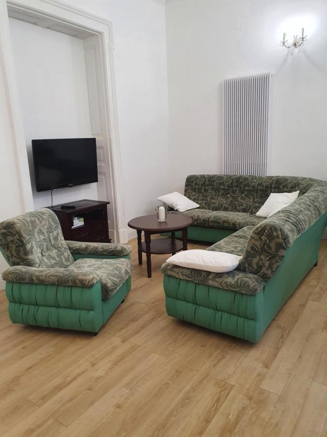 Prestige Aparthotel Piotrkowska 82 - Wyjatkowy Widok Na Deptak Лодзь Екстер'єр фото